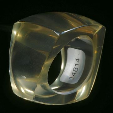 Brasilit (erhitzter Quarz aus Brasilien), aufwendig geschliffener Ring