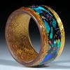 Goldtexring mit eingearbeitetem synthetischen Opal