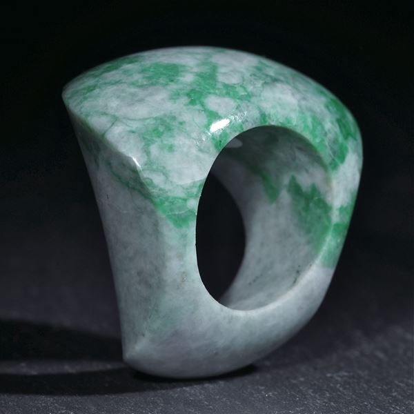 Jadeitring (Russland), Zweiflächig geschliffen