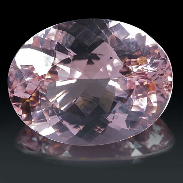 Morganit oval 33.65ct. ca.25x19x12mm