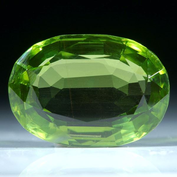 Peridot ca.19x13.5mm, 15.63ct. (3.1g)