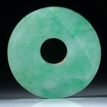Set aus 2 Jadeit Pi-Scheiben, Durchmesser je 20 mm, total 3.4g.