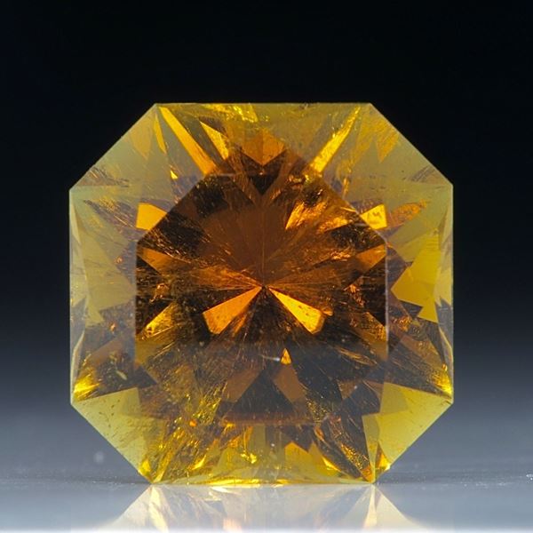 Turmalin Brasilien, ca.13x13x9mm, 10.24ct.