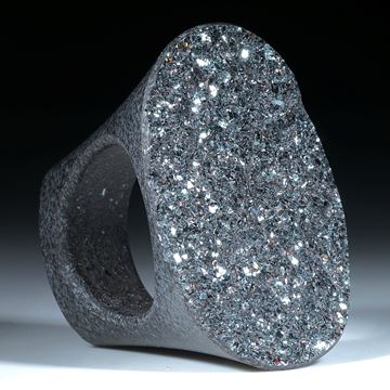 Ring aus Hämatitkristallen