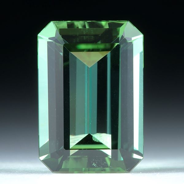 Turmalin facettiert 5.04ct. 13x9x5.3mm