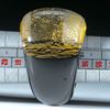 Fingerring Goldglas und Silberglas, bombierte Form im Verlauf geschliffen und poliert