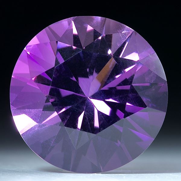 Amethyst rund facettiert 30.92ct. ca.22x22x14mm