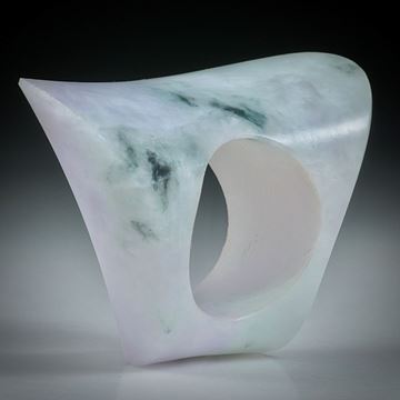 Edelsteinring Jade (Jadeit), aufwendig geschliffener Ring matt/poliert, ca.44x31x25mm