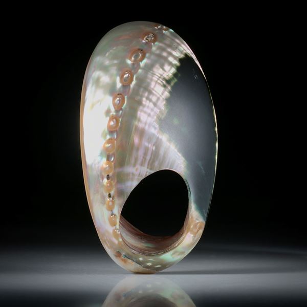 Fingerring Perlmutter (Abalone), eigenwillig geschliffener Ring ca.65x38x16mm, Ringgrösse gut 60